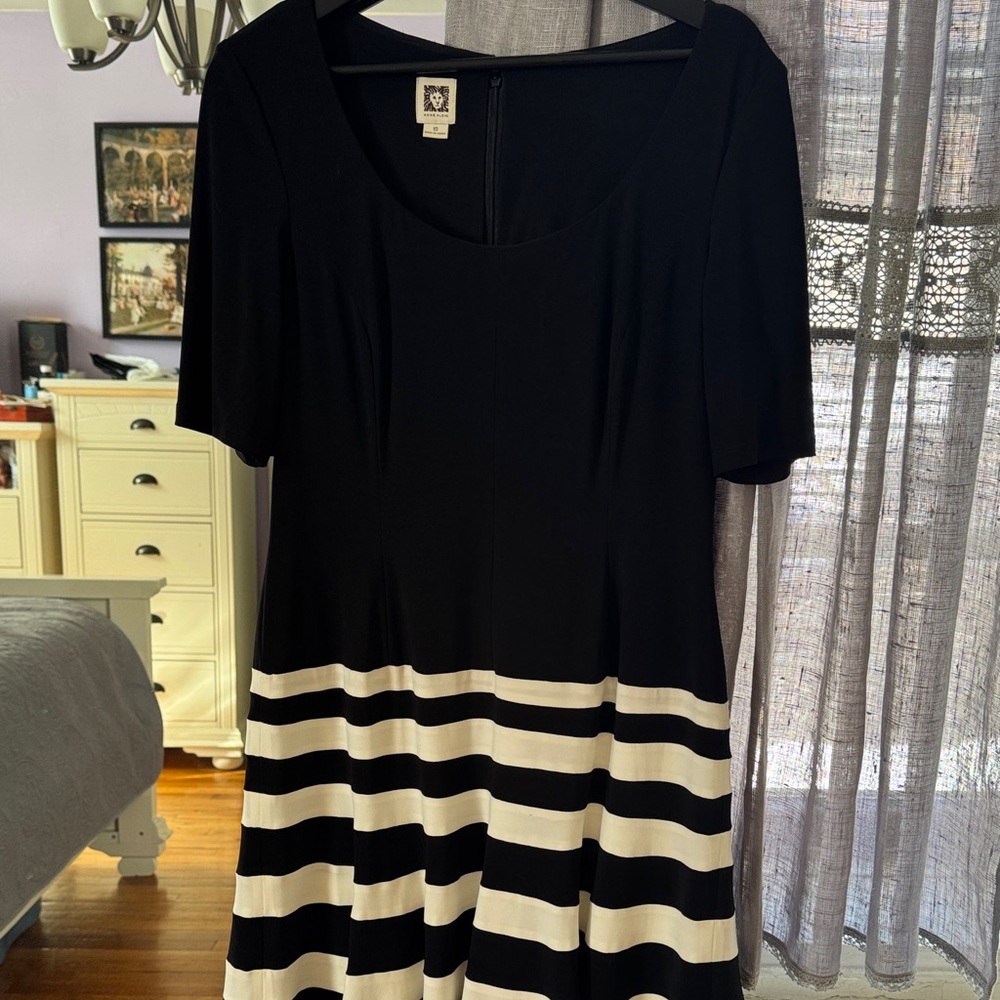 Anne Klein Black and White Midi Dress